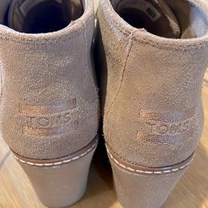 Toms, worn once.